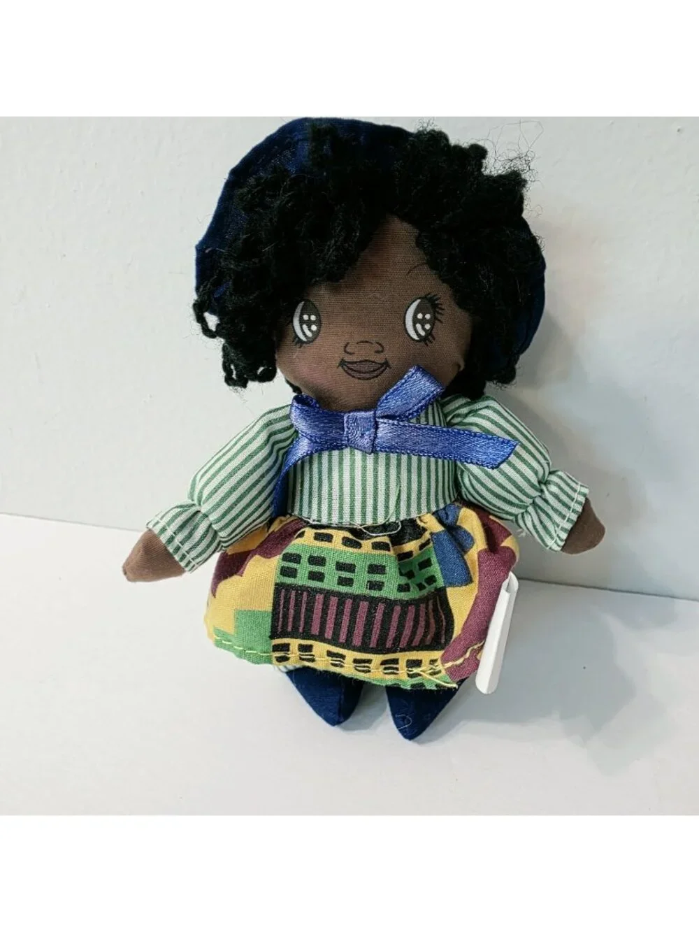 Vtg 90's Mini Well Made Toys Black Curly Hair Blue Bonnet Rag Cloth Doll